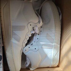 Veja Women V-15 high-top Sneakers White - Natural